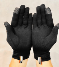 Load image into Gallery viewer, Merino 150 Running Gloves
